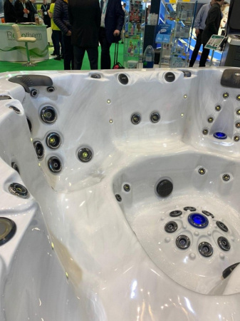 Гидромассажный спа-бассейн Vita Spa Riviera